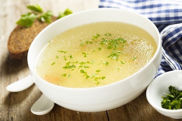 Куриный бульон: польза для сердца и сосудов Куриный бульон: польза для сердца и сосудов