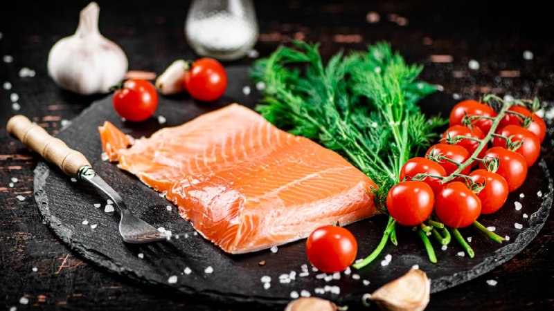 Просроченные скоропортящиеся продукты: почему запах не гарантирует безопасность